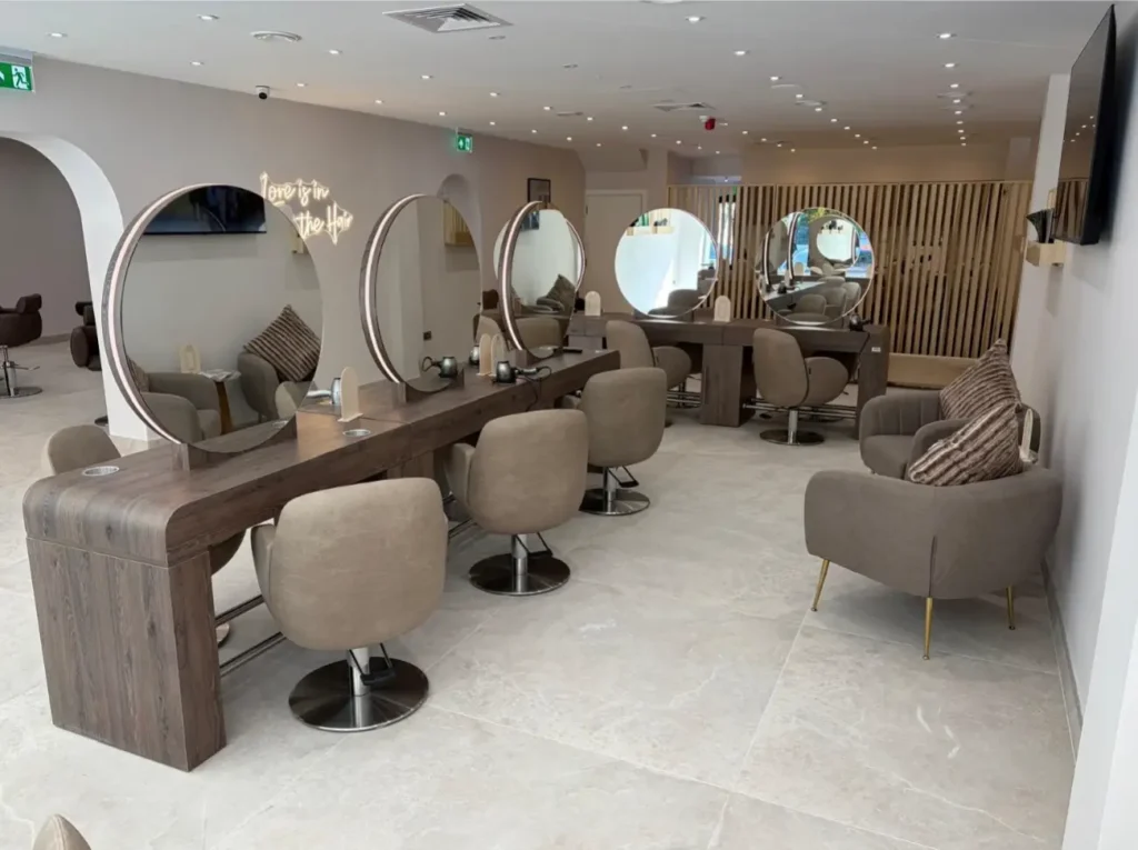 Salon interior