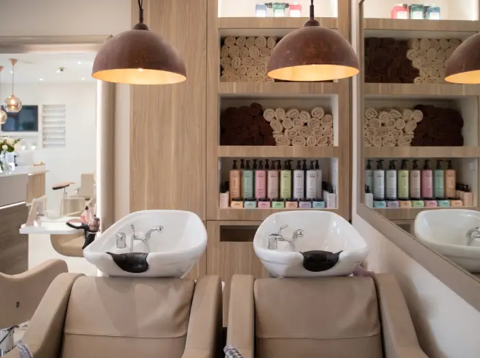 Salon Showcase